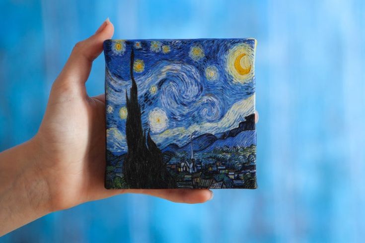 Image of a 3x3 canvas depicting "A Starry NIght"